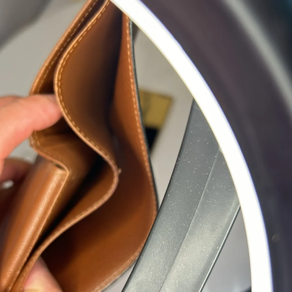 Louis Vuitton LOUIS VUITTON Monogram - Picture 16 of 16